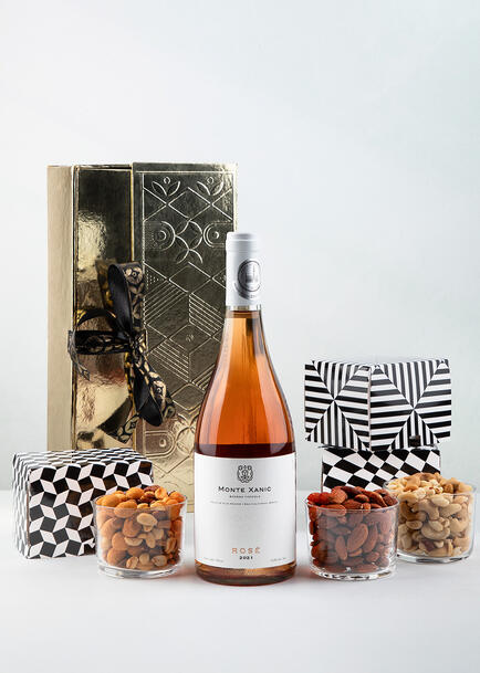 Regalo con Vino Rosado y Botanas