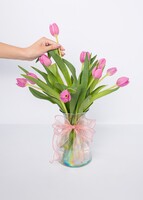 Imagen preview para 10 Tulipanes Fucsia en Jarrón - 2