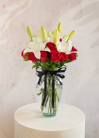 Imagen preview para 12 Besos de Rosas y Lilies - 1