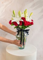 Imagen preview para 12 Besos de Rosas y Lilies - 2