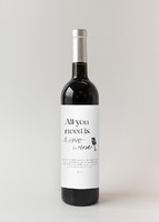 Personaliza Vino 3V con etiqueta "All you need is love"