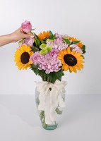 Imagen preview para Arreglo de Girasoles y Rosas Lila - 3