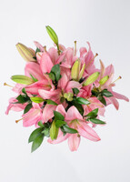 Imagen preview para Ramo de Lily Rosas - 1