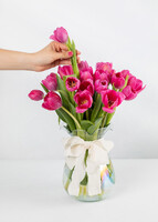 Imagen preview para 20 tulipanes Fucsia en jarrón tornasol - 2