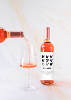 Imagen preview para Personaliza Vino rosado con etiqueta "Te amo" y Globo esfera - 2