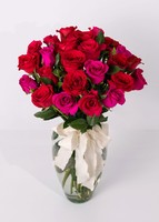 Imagen preview para Arreglo de 24 Rosas Rojas y Fucsia - 1