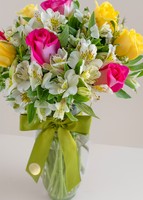 Imagen preview para 8 Rosas de Colores y Alstroemerias - 2