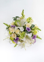 Imagen preview para Arreglo de Casablancas y Rosas Blancas - 3