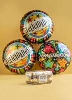 Imagen preview para Arreglo de Globos Felicidades con Ferrero - 1