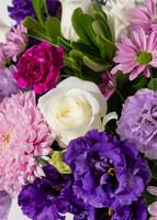 Imagen preview para Arreglo de Lisianthus Morado y Roxanas con Mini Foto - 3