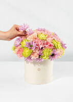 Imagen preview para Arreglo de Margaritas Lila y Claveles Rosa - 3