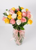 Imagen preview para Arreglo de 24 Rosas Combinadas - 1