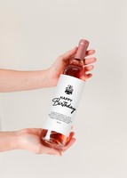 Imagen preview para Birthday Cake Vainilla Individual con Vino Beringer Personalizado - 5