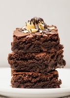 Imagen preview para Brownies con Ramo Rosas Rojas - 2