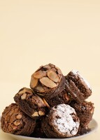 Imagen preview para Brownies 8pz Brownerie y Ramo de Gerberas y Alhelies - 3