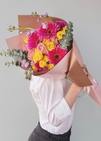 Imagen preview para Brownies 8pz Brownerie y Ramo de Gerberas y Alhelies - 2