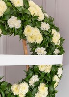 Imagen preview para Corona Floral de Condolencias - 3