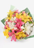 Imagen preview para Euforia Floral en Ramo con Combinación de Lilys - 3