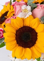 Imagen preview para Girasoles y Rosas con Globo "Cuanto Te Quiero" - 5