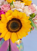 Imagen preview para Girasoles y mini rosa rosa en jarrón tornasol - 3