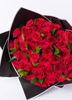 Imagen preview para Gran Ramo de Amor con 50 Rosas Rojas - 3