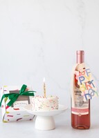 Imagen preview para Kit Cumpleañero Pastel Vainilla La Divinata & Vino - 1