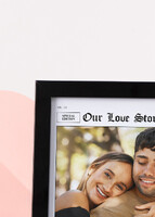 Imagen preview para Personaliza Marco Negro Chico "Our Love Story" - 3