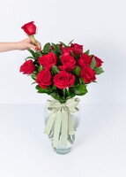 Imagen preview para Personaliza Vino 3V Feliz aniversario con foto y 12 rosas rojas - 3