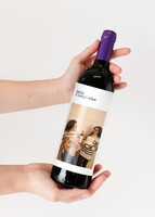 Imagen preview para Personaliza Vino Concha y Toro "Feliz Cumpleaños" con foto - 2