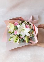 Imagen preview para Personaliza con Mini Foto Ramo de Rosas y Lilys - 2