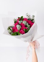 Imagen preview para Ramo de 12 Rosas Fucsia - 2
