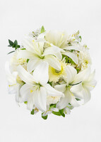 Imagen preview para Ramo de Lilys Blancas y Claveles  - 1