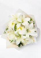 Imagen preview para Ramo de Lilys Blancas y Claveles  - 3