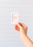 Imagen preview para Ramo de Rosas y Margaritas con Mini Foto - 2