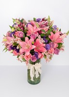 Imagen preview para Dulce Armonía con Lilys y Lisianthus - 1