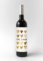 Vino 3V con etiqueta "Te amo"